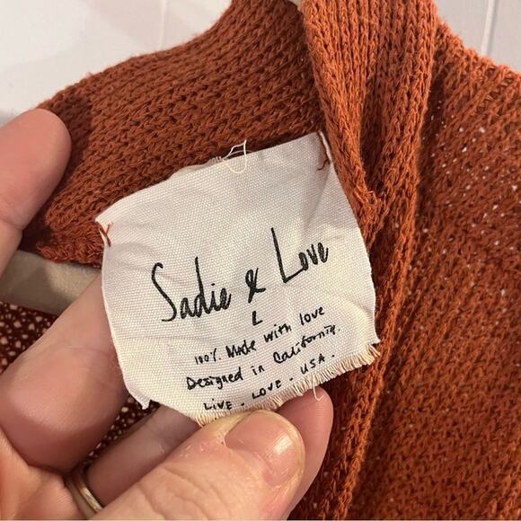 Sadie & Love Burnt Orange V Neck Pocket Cardigan Size Large - Picture 4 of 8